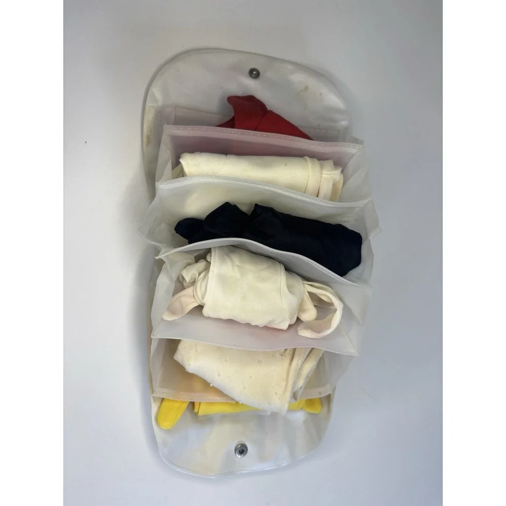 Vintage Ladies Glove Lot of 6, Red, White, Black, Yellow Small With Organizer‎